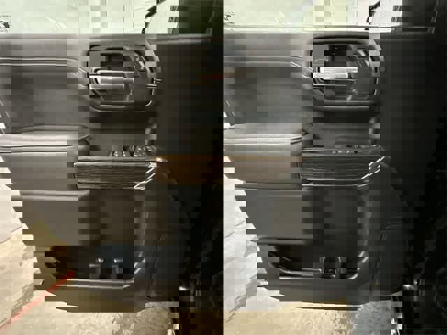 Used 2021 GMC Sierra 1500 Elevation image 21