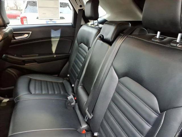 Certified 2023 Ford Edge SEL image 11