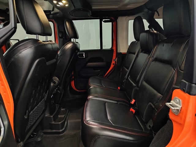 Used 2023 Jeep Wrangler Unlimited Rubicon w/ Dual Top Group AWD/4WD image 13