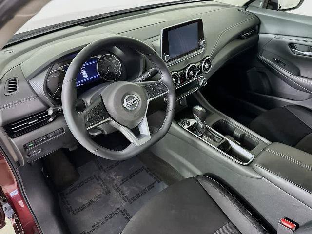 Used 2020 Nissan Sentra SV FWD image 2