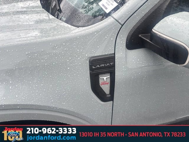 Certified 2022 Ford Maverick Lariat w/ Lariat Luxury Package AWD/4WD image 5