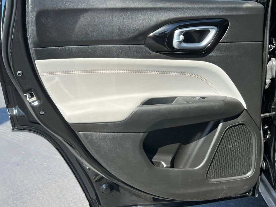 Used 2024 Jeep Compass Limited AWD/4WD image 33