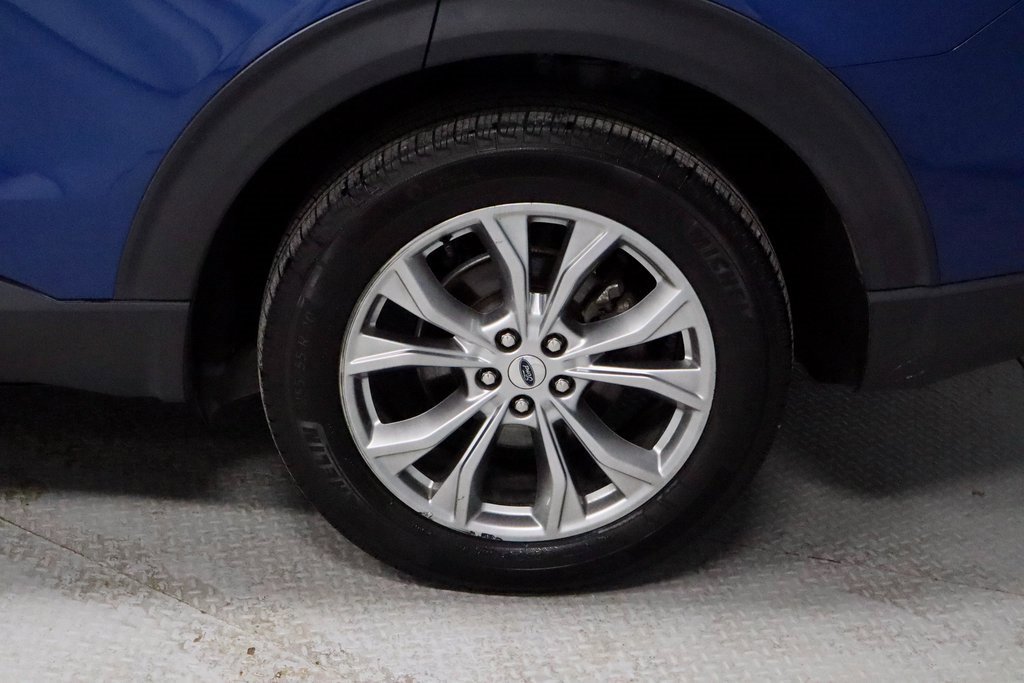 Certified 2020 Ford Explorer XLT w/ Equipment Group 202A image 19