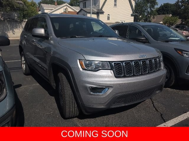 Used 2019 Jeep Grand Cherokee Laredo AWD/4WD image 1