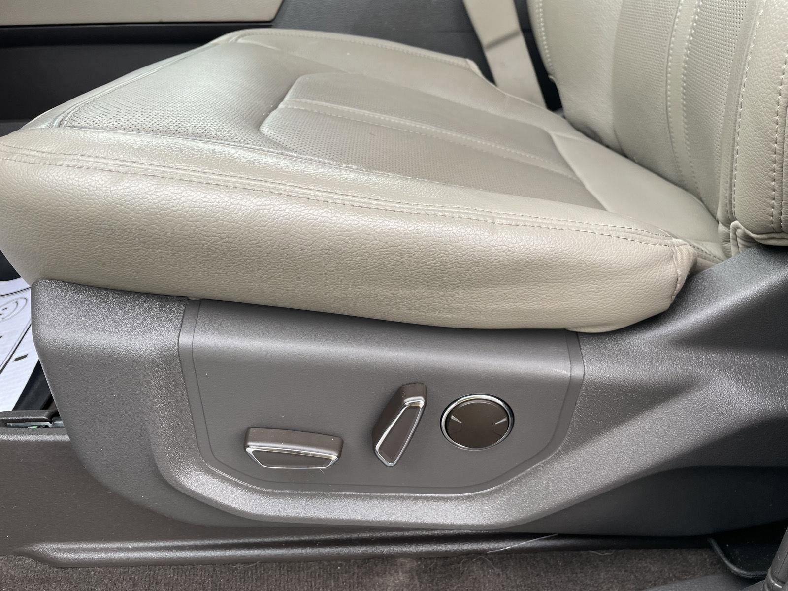Certified 2020 Ford Expedition Limited AWD/4WD image 13