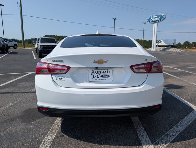Used 2021 Chevrolet Malibu LT FWD image 4