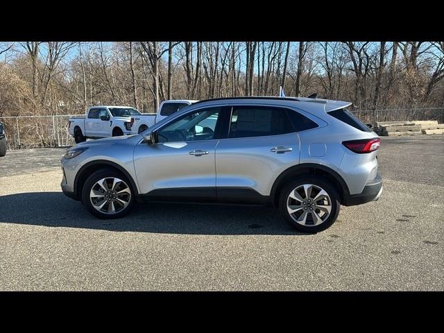 Certified 2023 Ford Escape Platinum AWD/4WD image 6