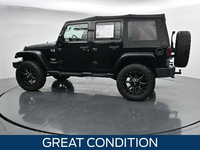 Used 2017 Jeep Wrangler Unlimited Sahara w/ Max Tow Package AWD/4WD image 7