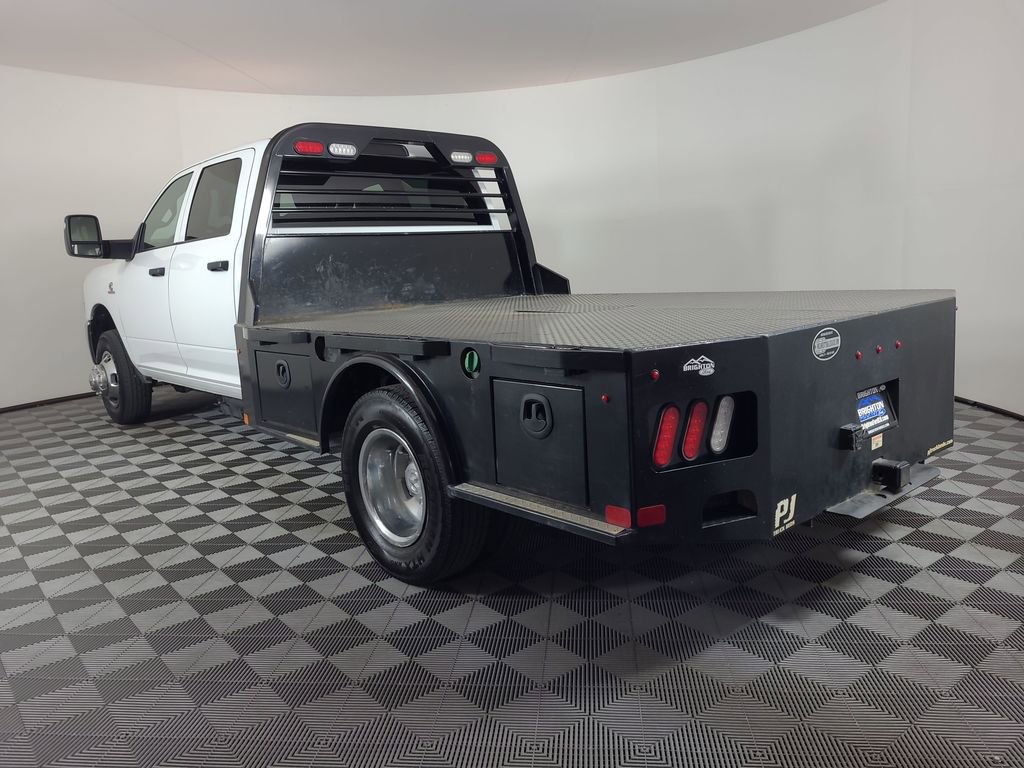 Used 2024 RAM 3500 Tradesman w/ Chrome Appearance Group image 5