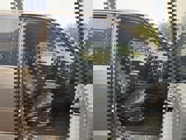 Certified 2023 Ford F350 Lariat w/ Chrome Package image 12