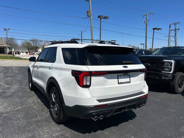 Certified 2025 Ford Explorer ST AWD/4WD image 14
