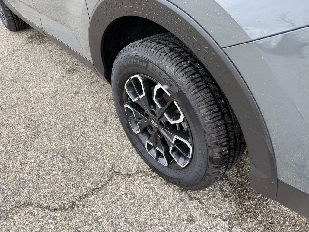 Used 2022 Hyundai Santa Cruz SEL w/ Activity Package image 11