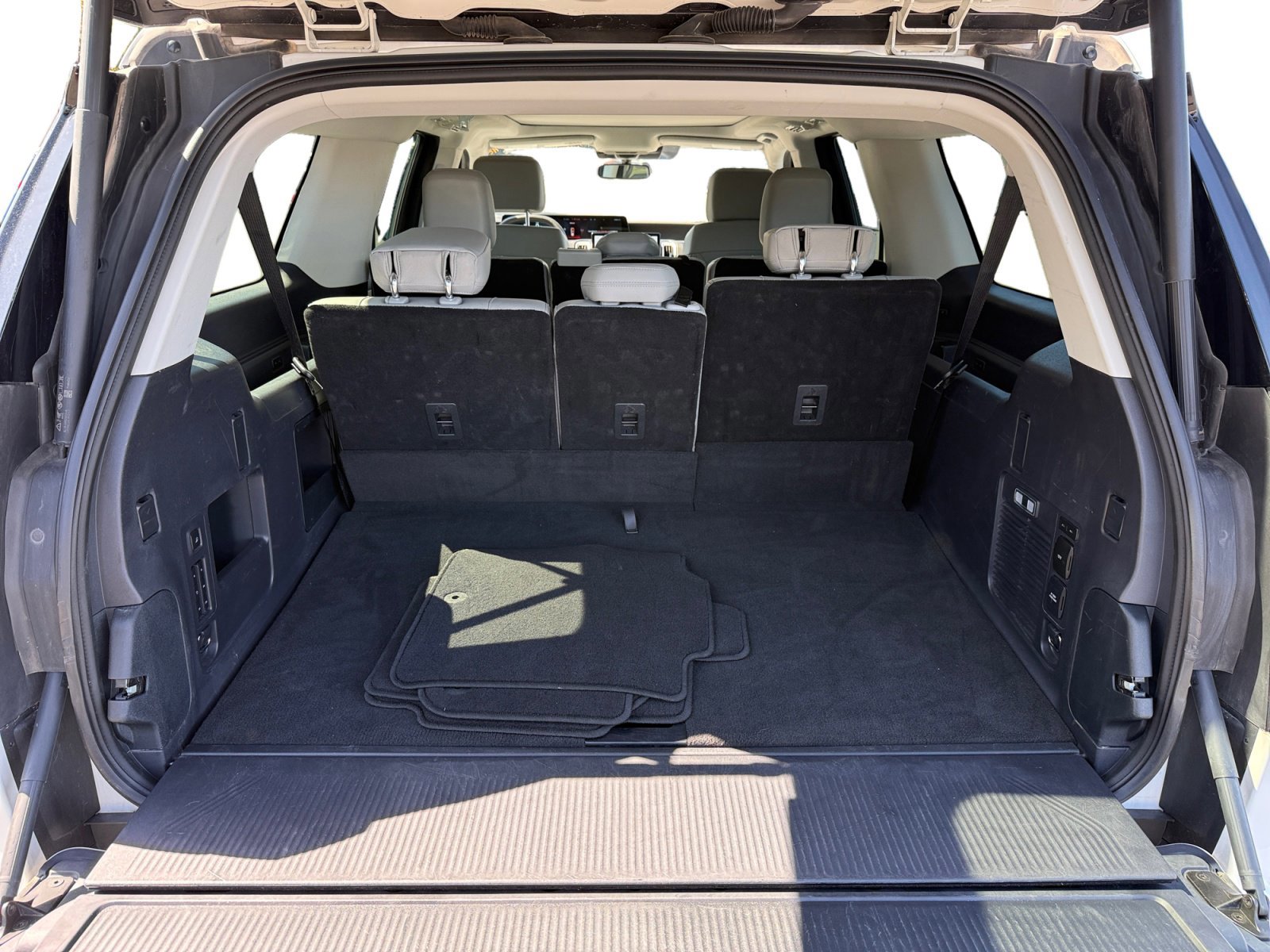 Certified 2025 Ford Expedition Max Active image 17