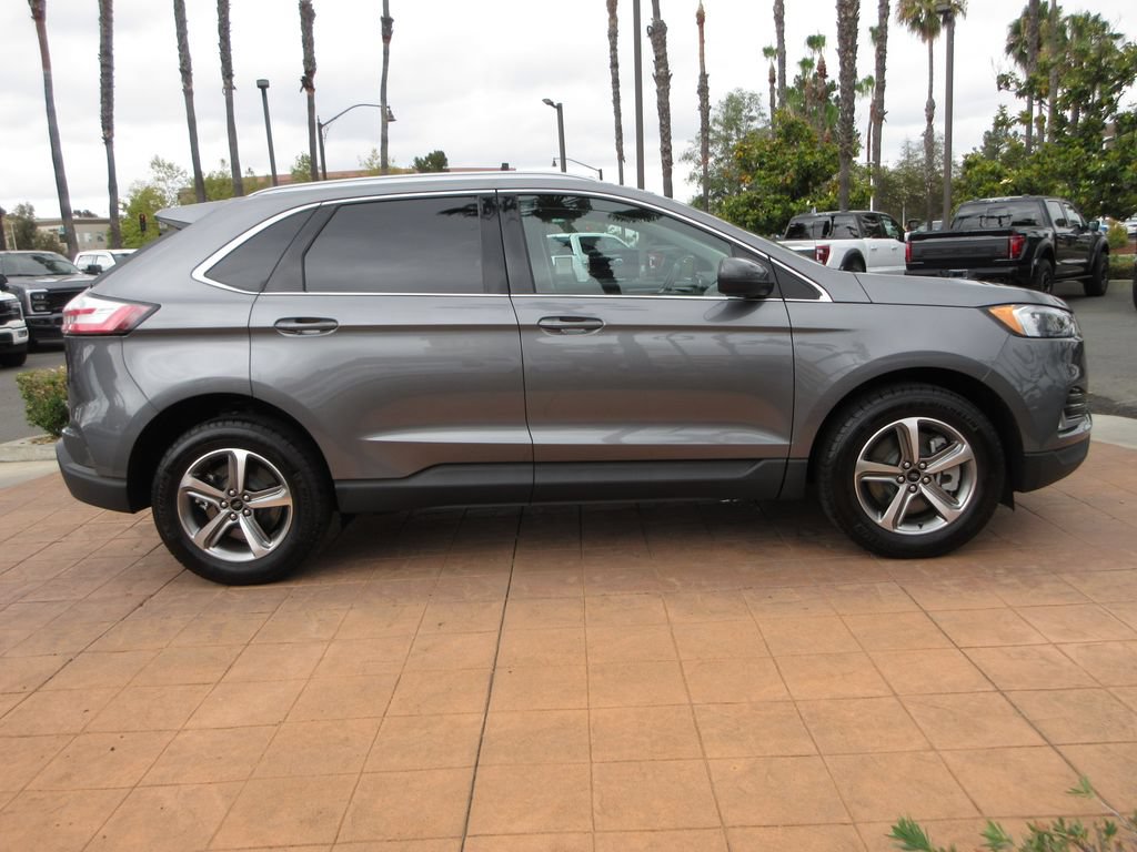 Certified 2023 Ford Edge SEL w/ Convenience Package AWD/4WD image 5