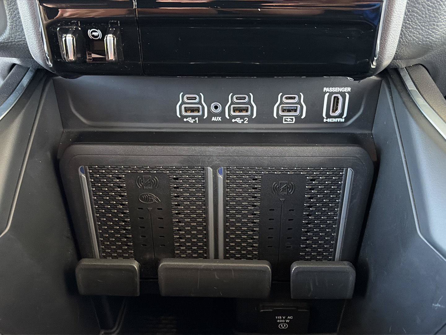 Used 2025 RAM 1500 Laramie w/ Night Edition AWD/4WD image 18