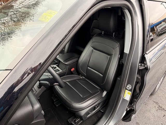 Certified 2024 Ford Explorer XLT w/ Equipment Group 202A image 8