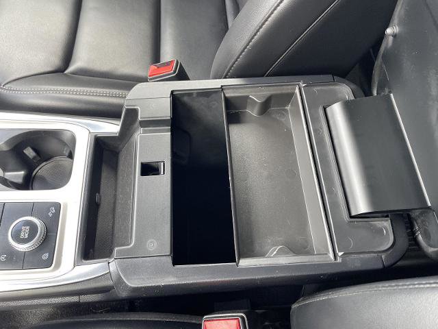 Certified 2021 Ford Explorer XLT w/ Equipment Group 202A AWD/4WD image 32