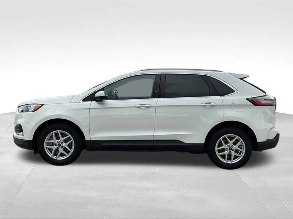 Certified 2022 Ford Edge SEL AWD/4WD image 3