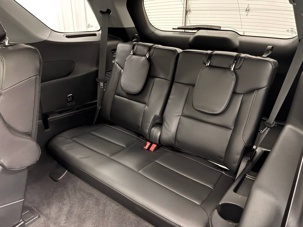 Certified 2023 Ford Explorer XLT w/ Equipment Group 202A image 32