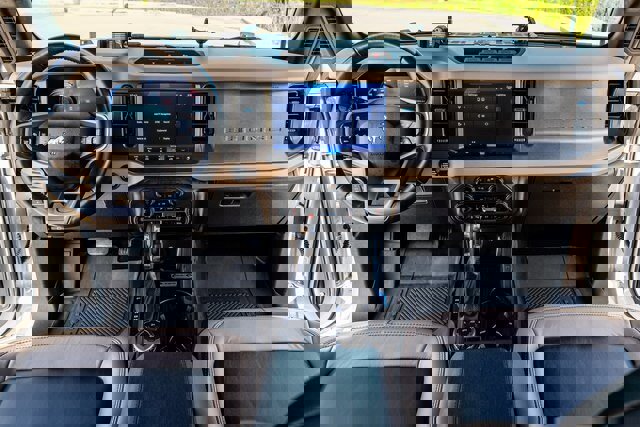 Certified 2024 Ford Bronco Wildtrak image 7