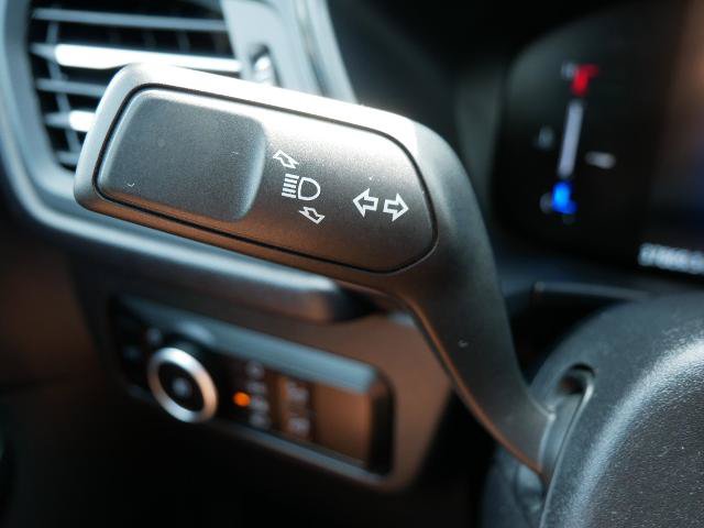 Certified 2025 Ford Escape ST-Line Select AWD/4WD image 27