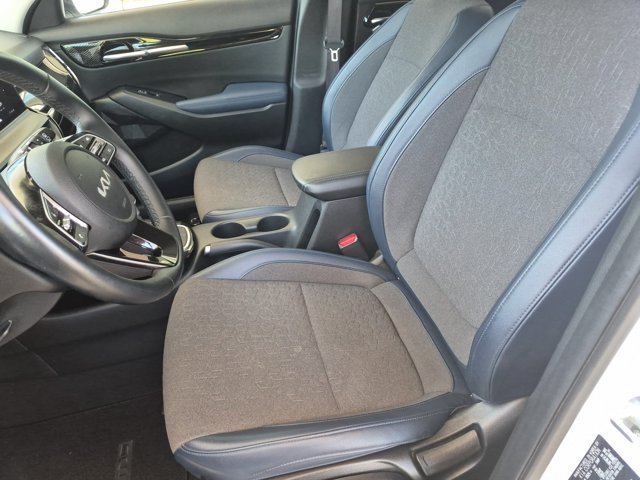 Used 2024 Kia Seltos S FWD image 16