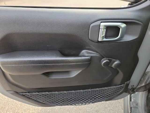 Used 2022 Jeep Gladiator Sport image 23