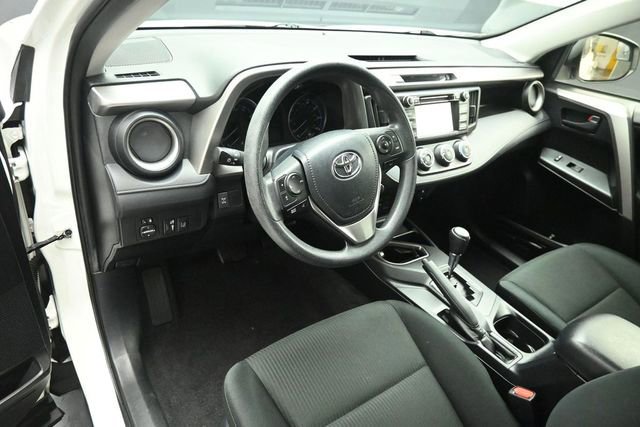 Used 2018 Toyota RAV4 LE w/ All Weather Liner Package AWD/4WD image 24