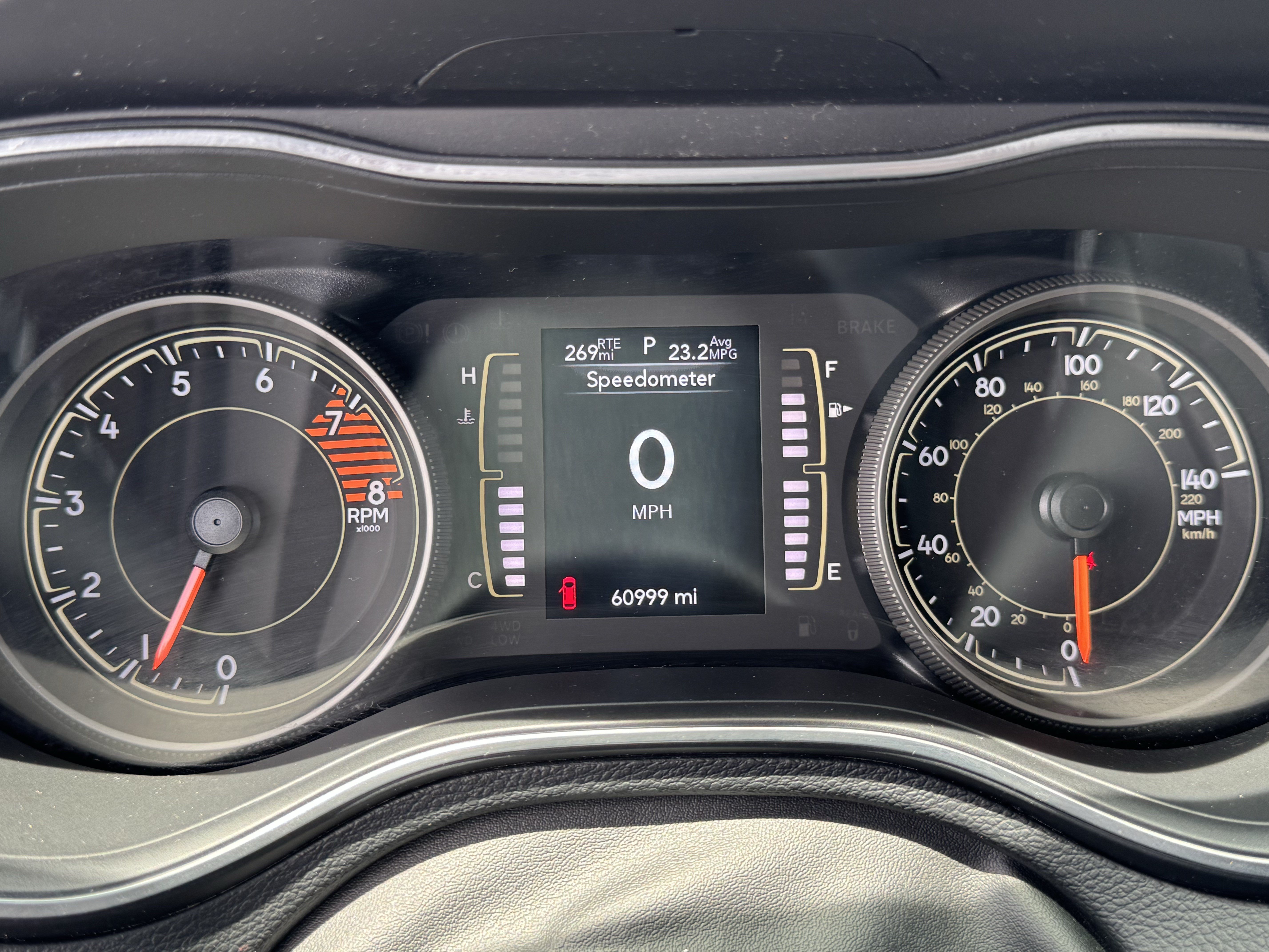 Used 2022 Jeep Cherokee Latitude AWD/4WD image 34
