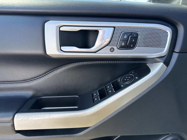 Certified 2021 Ford Explorer Limited w/ Equipment Group 301A image 20