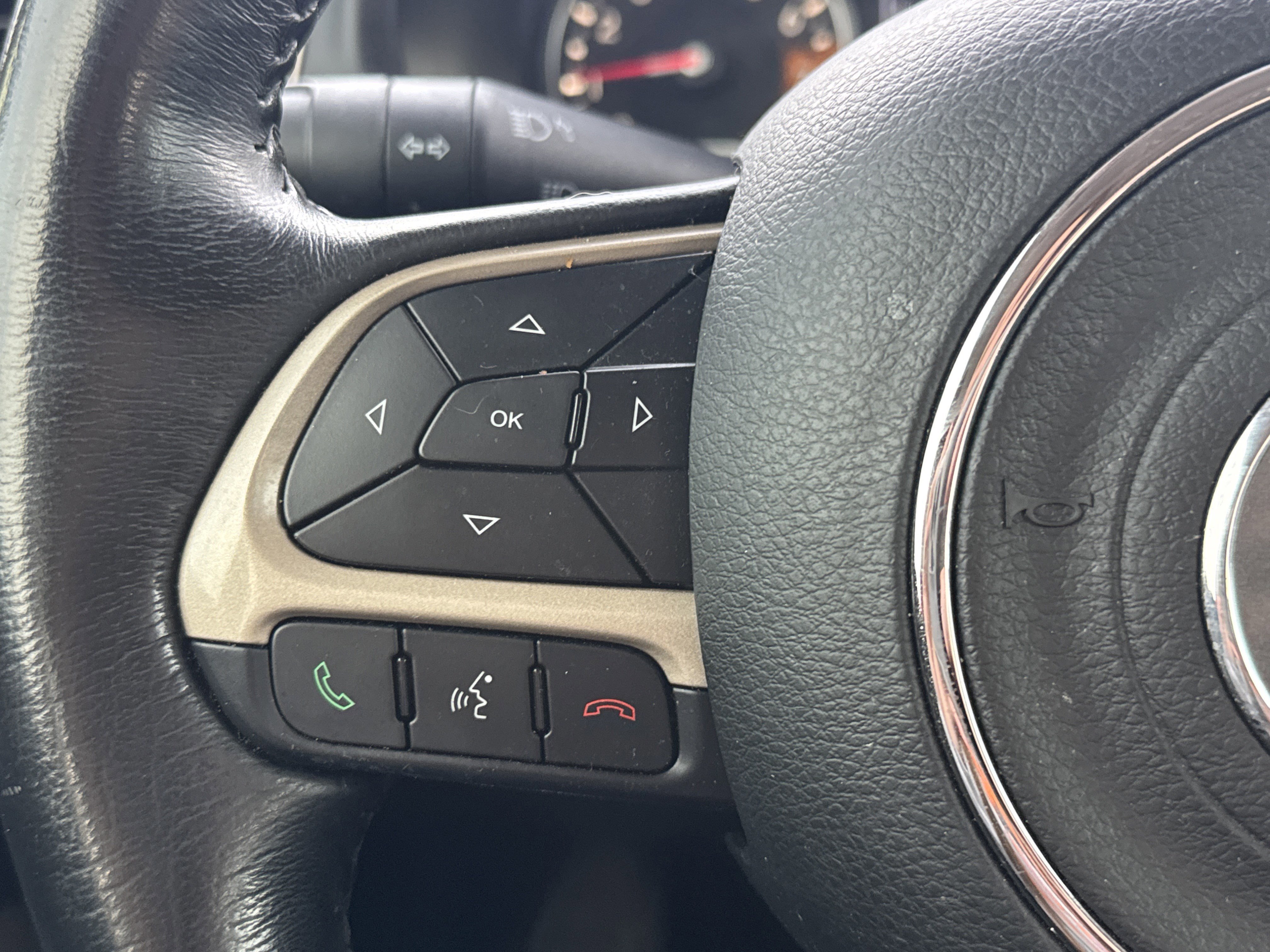 Used 2017 Jeep Renegade Latitude image 17