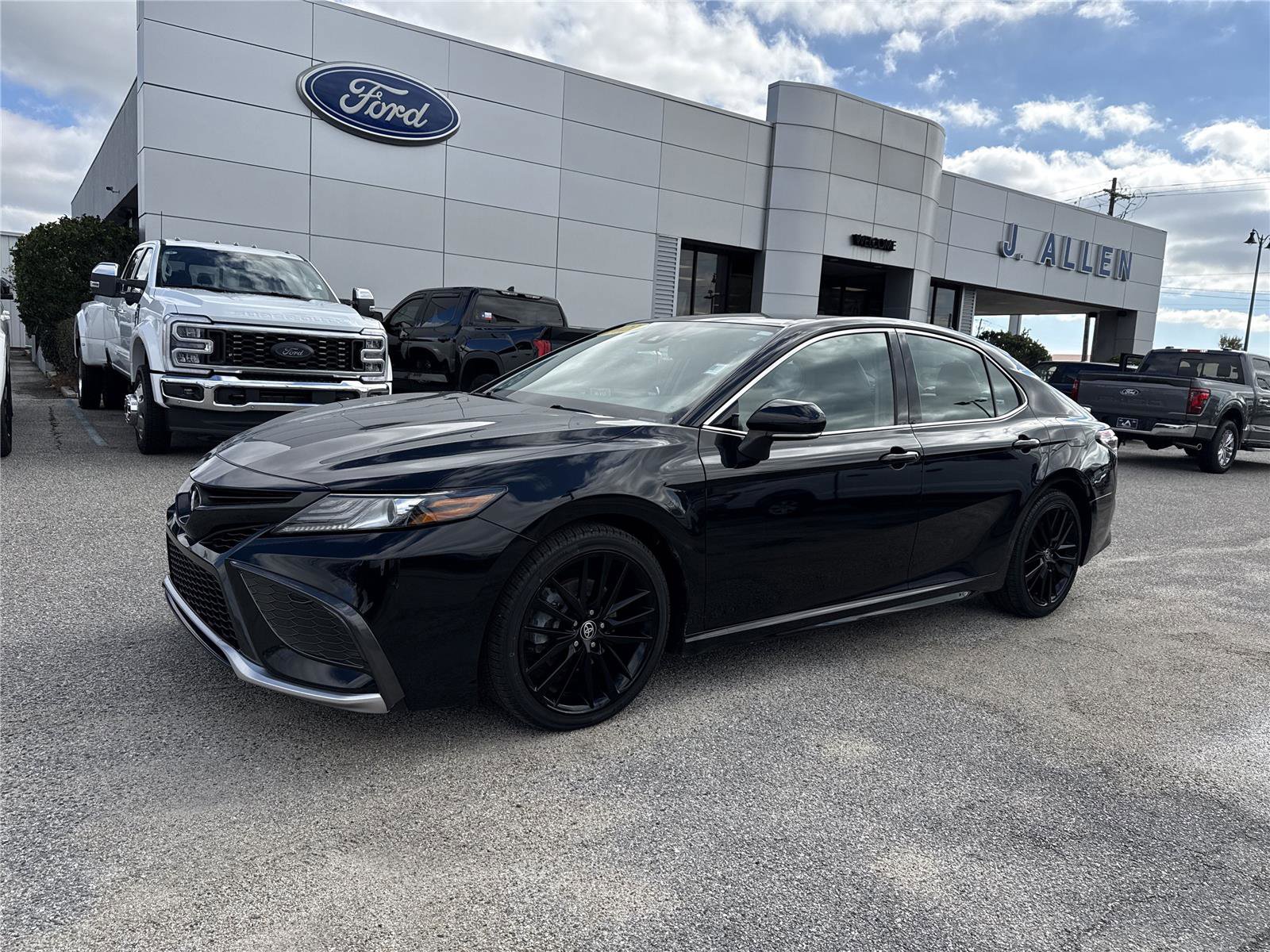 Used 2021 Toyota Camry XSE
