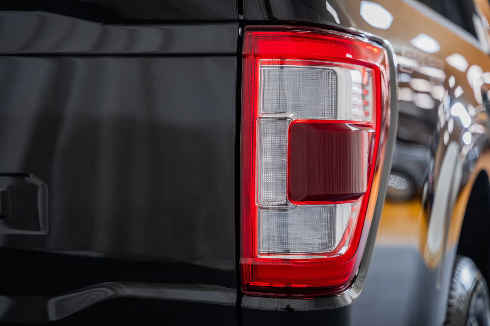 Certified 2023 Ford F150 Lariat w/ Equipment Group 502A High image 9