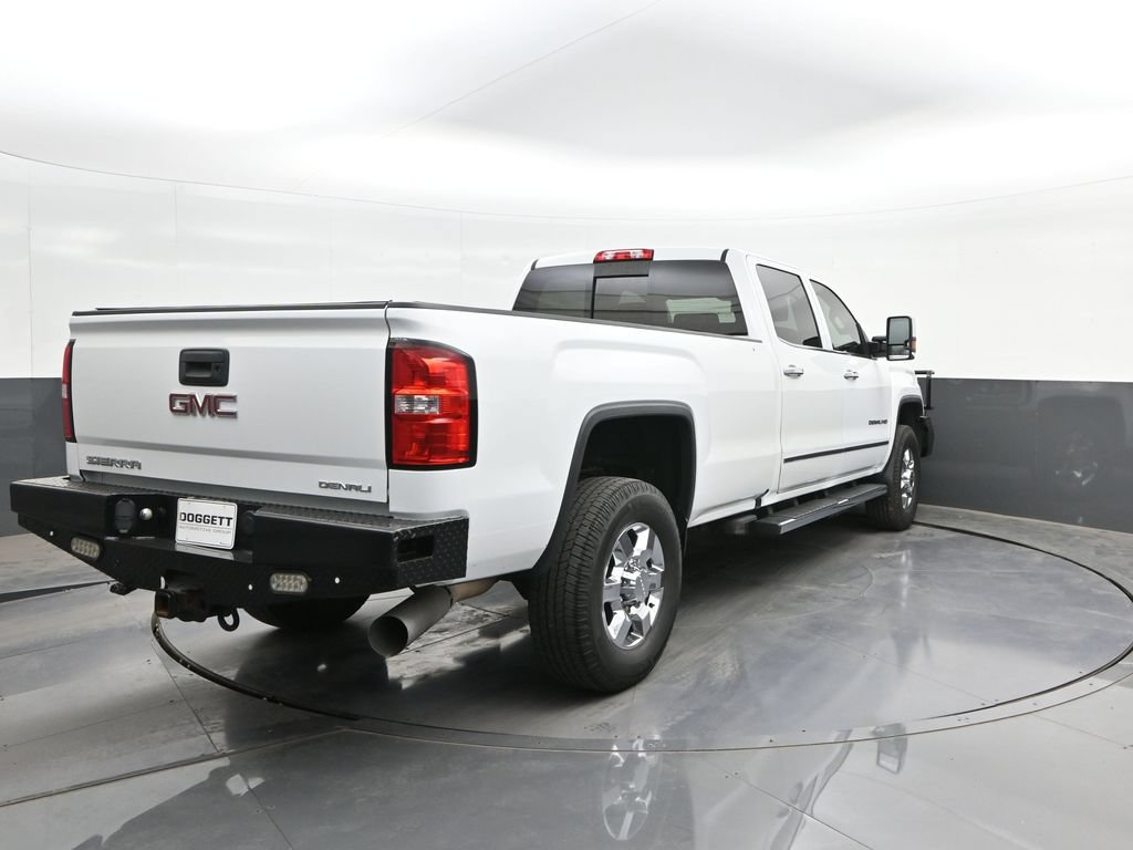 Used 2019 GMC Sierra 3500 Denali w/ Duramax Plus Package AWD/4WD image 11