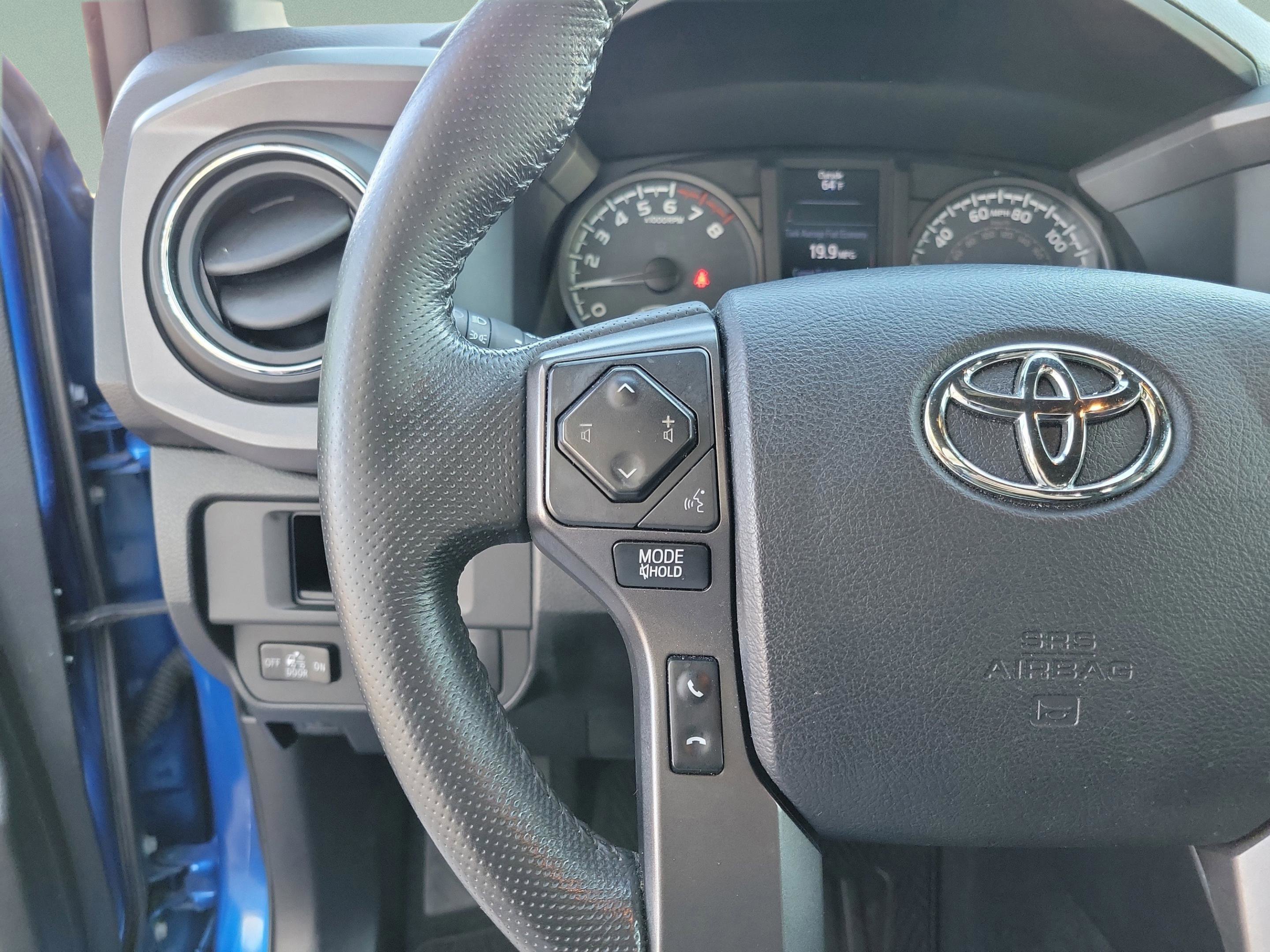 Used 2017 Toyota Tacoma SR5 image 10