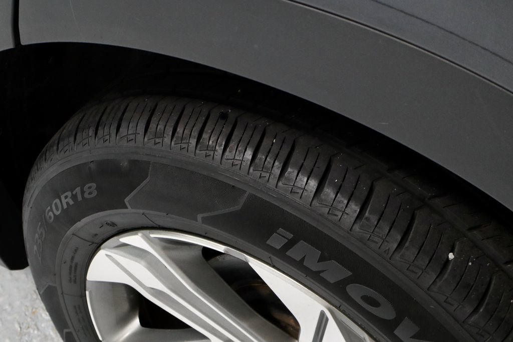 Used 2021 Hyundai Santa Fe SE w/ Cargo Package FWD image 19