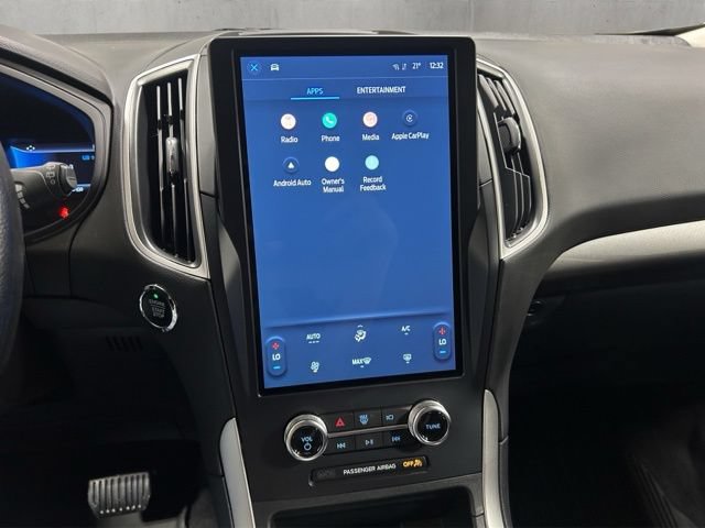 Certified 2024 Ford Edge SE w/ Black Appearance Package AWD/4WD image 17