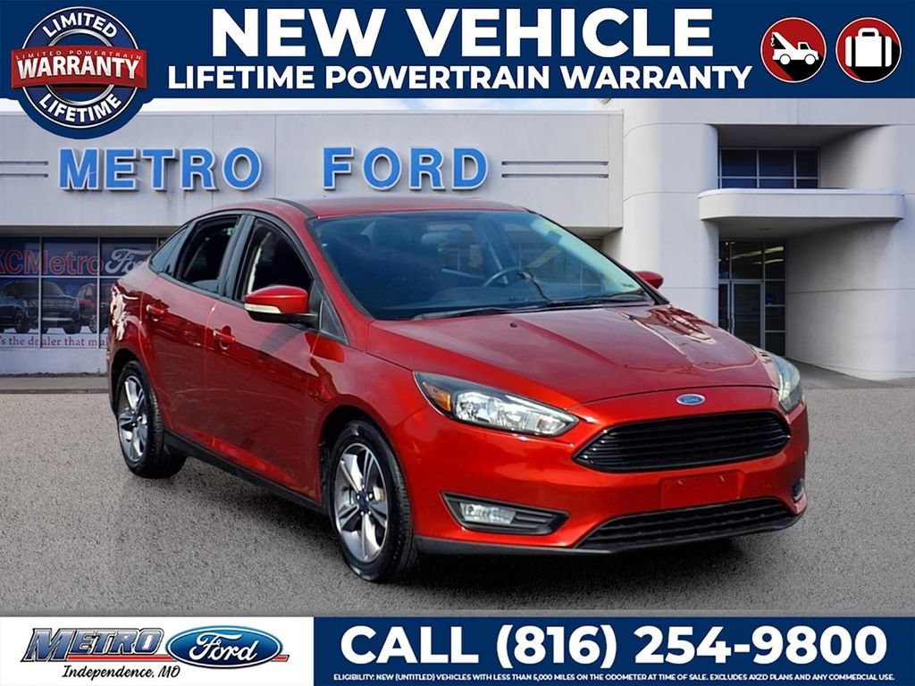 Certified 2018 Ford Focus SE w/ SE Appearance Package FWD image 1
