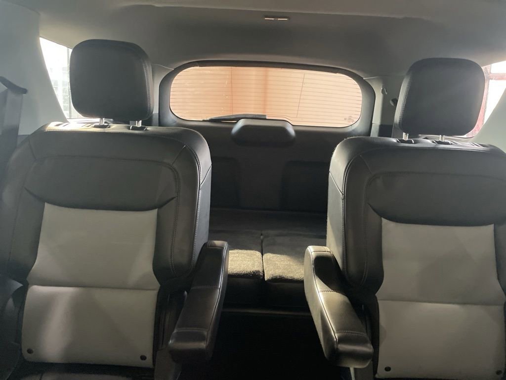 Certified 2022 Ford Explorer XLT w/ Equipment Group 202A AWD/4WD image 29