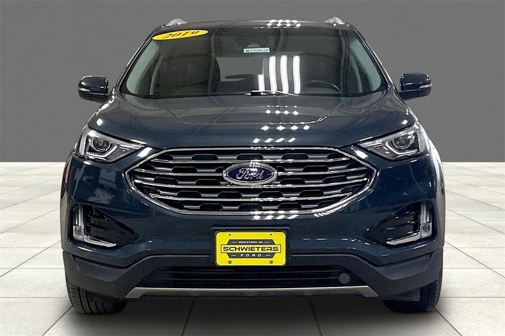 Certified 2019 Ford Edge SEL w/ Equipment Group 201A image 3