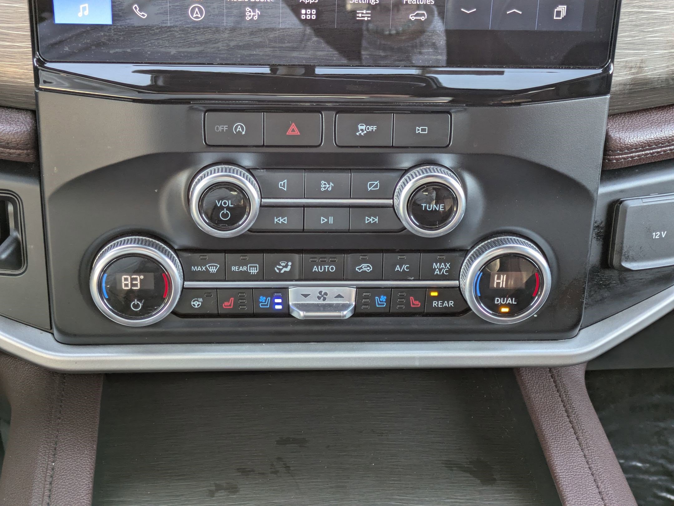 Certified 2024 Ford Expedition Limited image 26