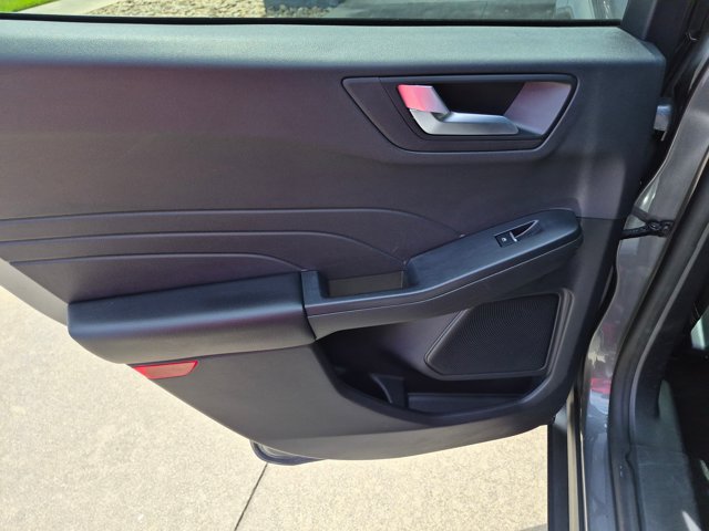 Certified 2024 Ford Escape ST-Line w/ Tech Pack #1 FWD image 28