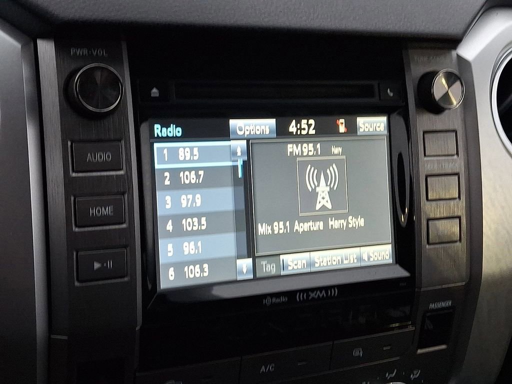 Used 2017 Toyota Tundra SR5 image 16