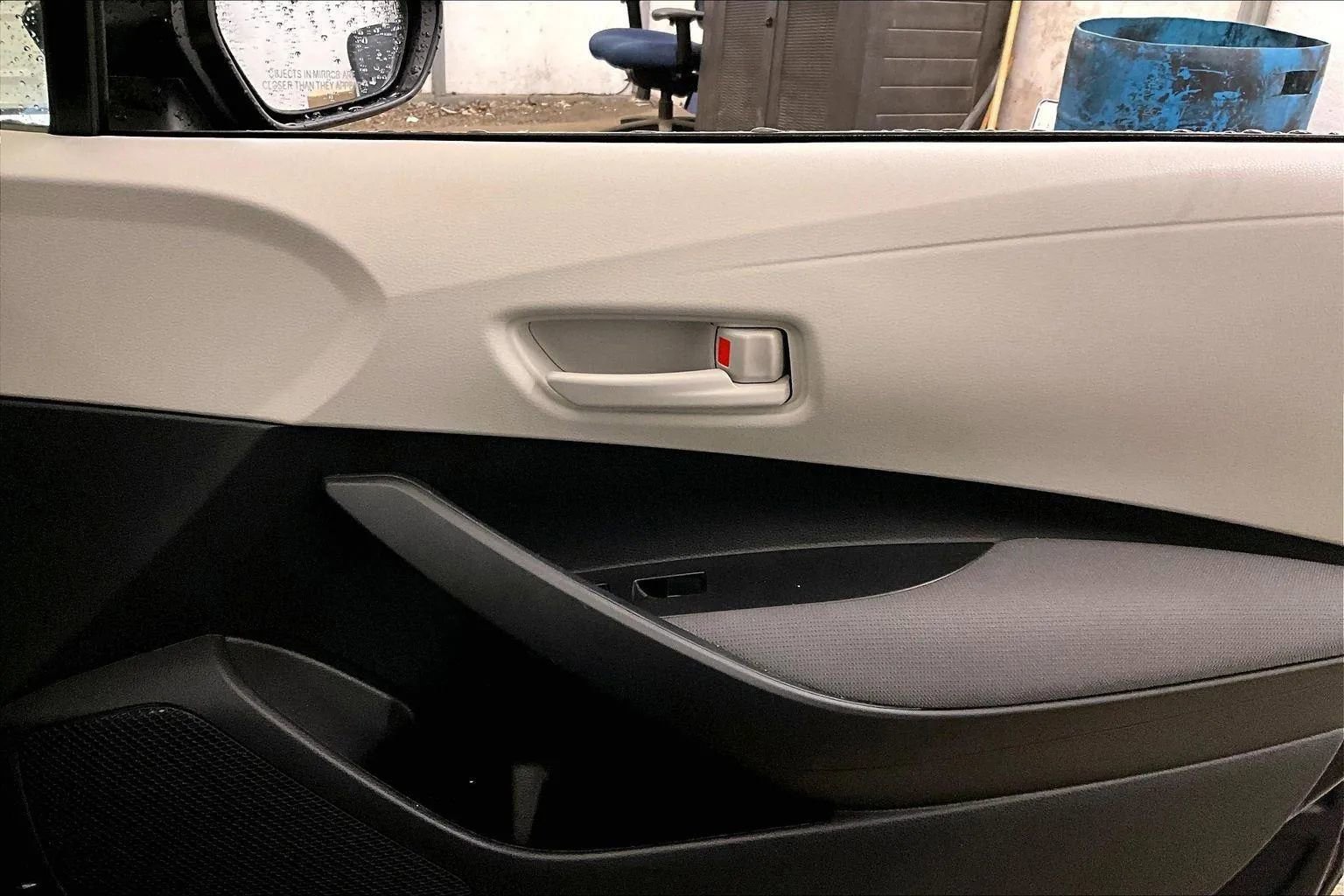 Used 2024 Toyota Corolla LE image 23