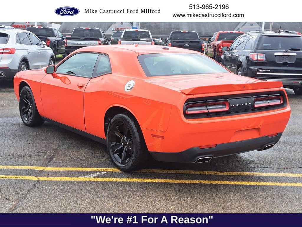 Used 2021 Dodge Challenger SXT w/ Driver Convenience Group image 5