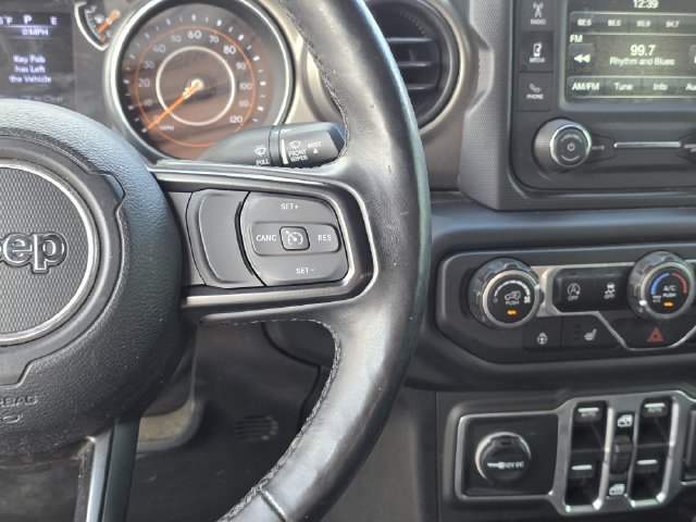 Used 2018 Jeep Wrangler Unlimited Sport S AWD/4WD image 26