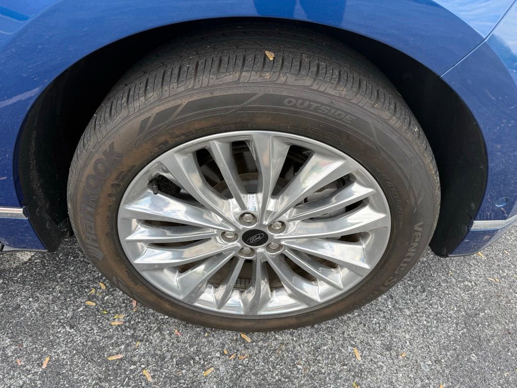 Certified 2024 Ford Edge Titanium w/ Titanium Elite Package AWD/4WD image 10