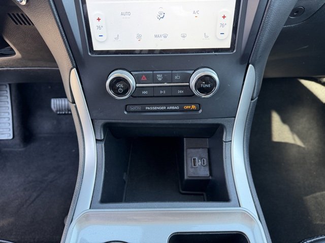 Certified 2024 Ford Edge SEL image 17