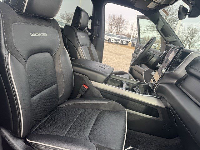 Used 2025 RAM 1500 Laramie w/ Sport Appearance Package image 38