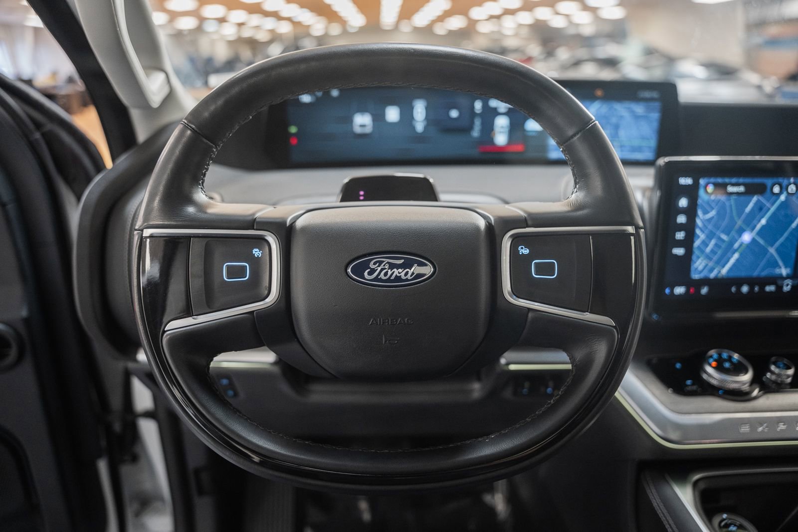 Certified 2025 Ford Expedition Max Platinum image 43